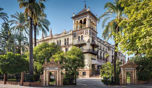 hotel Alfonso XIII en Sevilla. Tours por España. Viaje por Andalucía