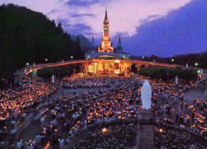 Ruta por los Santuarios marianos. Lourdes y Fátima