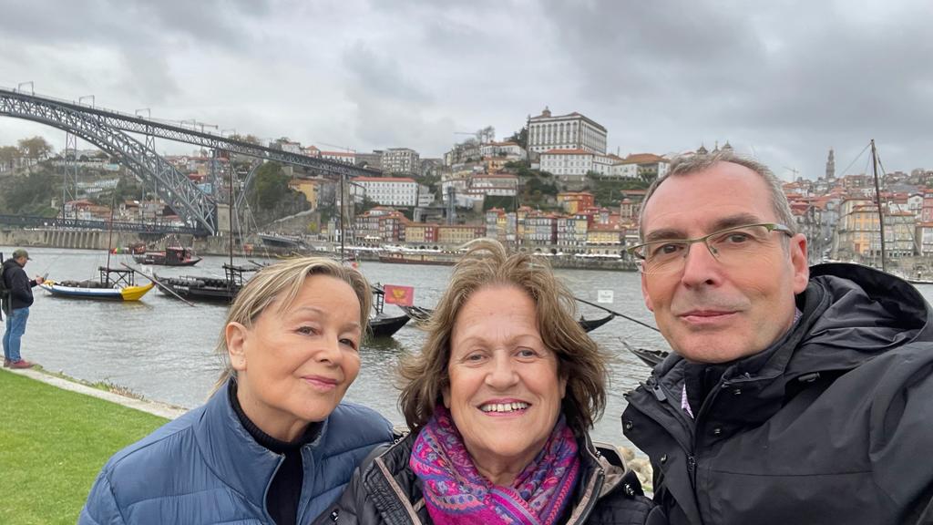 Oporto. Puente Luis i, en un viaje a Portugal con adultos mayores