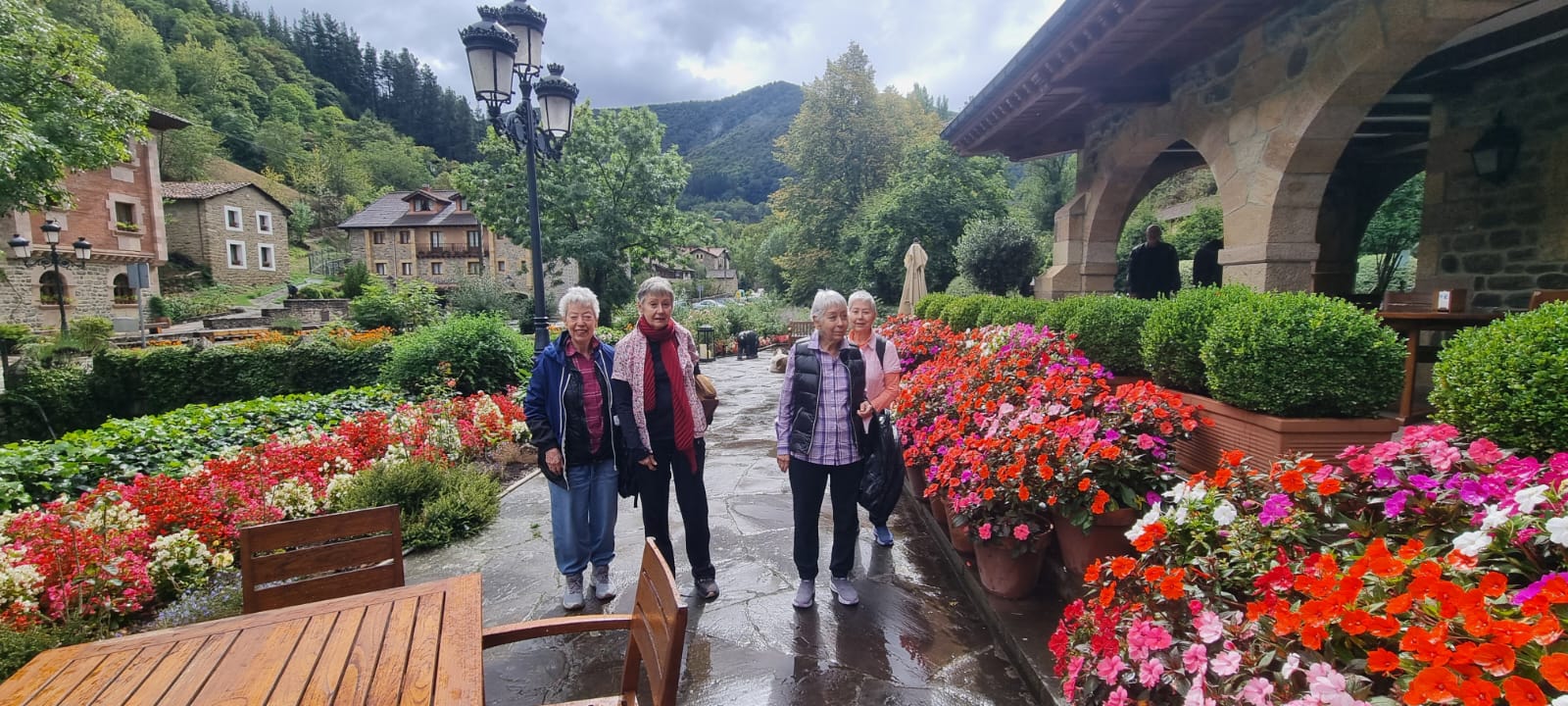 Viaje por Asturias con cuatro amigas mayores de 75 años